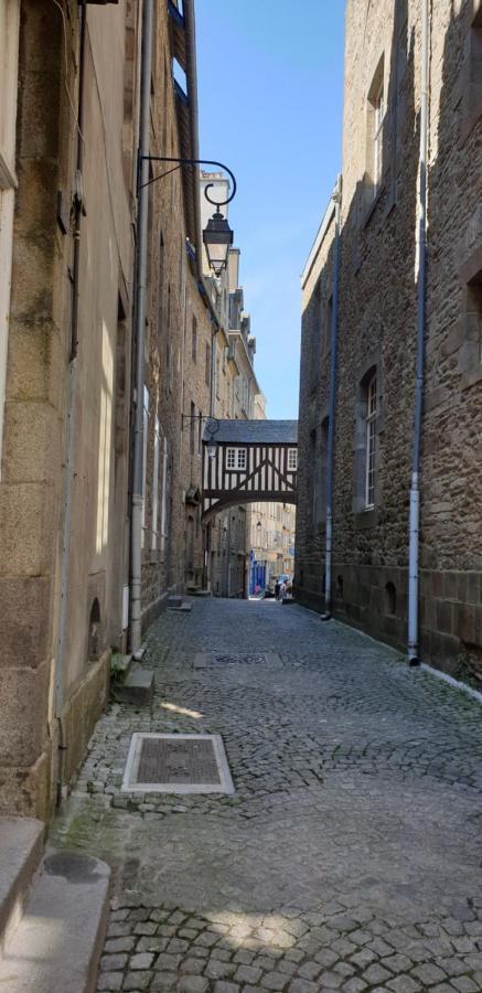Les Vieux Remparts Saint-Malo Exterior foto